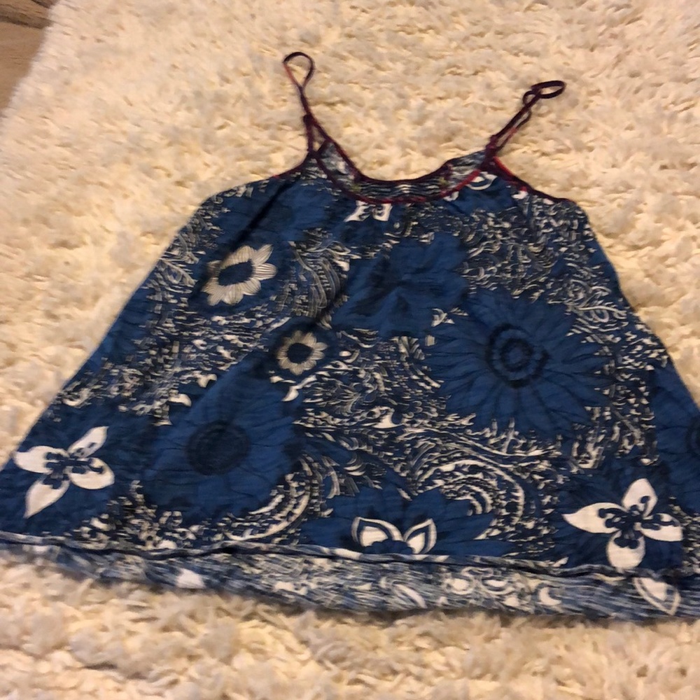Tank top - Picture 2 of 2